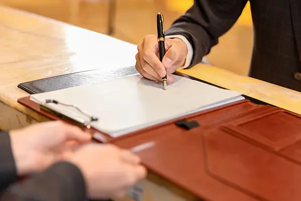 饺子和米饭哪个热量高