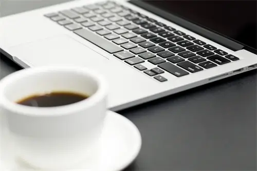 鲜奶和奶粉哪个更好